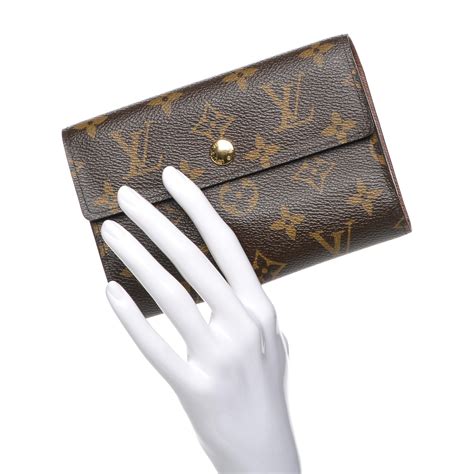 louis vuitton alexandra wallet ราคา|Louis Vuitton Alexandra Wallet .